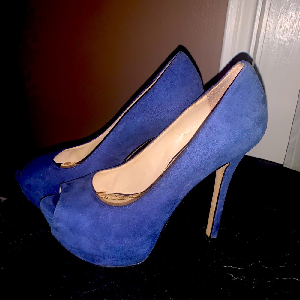 Enzo Angiolini 4.5 size - Blue suede heels